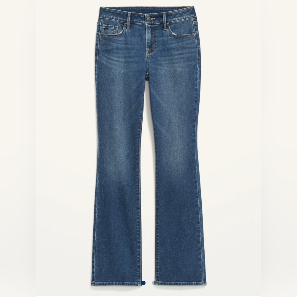 NWT Old Navy Mid-Rise Kicker Boot-Cut Jeans